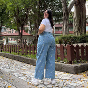 Original Jeans - Light Wash with Daisies